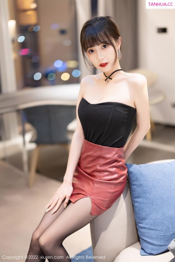 林星阑  [XiuRen]高清写真图 2022.11.09 No.5831 林星阑 黑丝美腿第6张图片